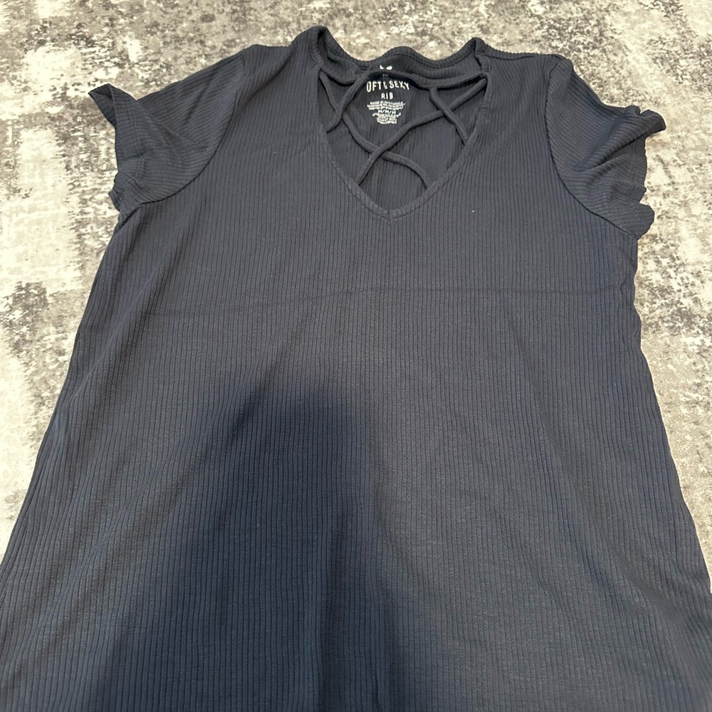 American Eagle Outfitters Navy V-Neck Tee